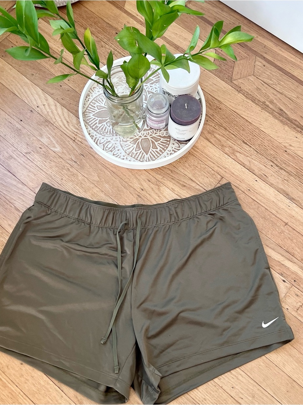 Mixed Athletic Shorts Bundle — Under Armour, Reebok, Nike-5 shorts - Picture 10 of 11